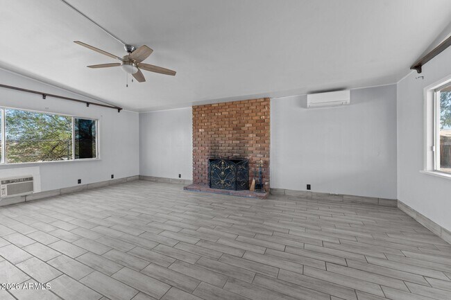 Foto del edificio - 692 W Wickenburg Way