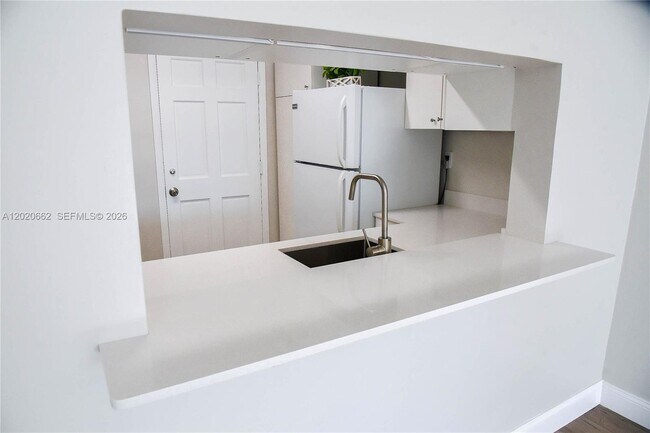 Foto del edificio - 9611 SW 77th Ave