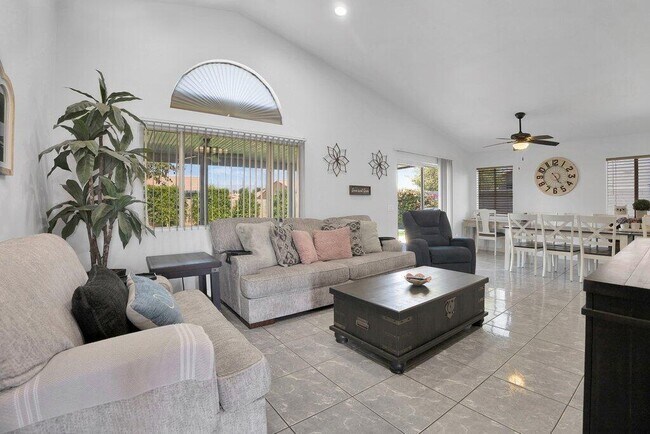 Building Photo - 81234 Palm Meadows Dr