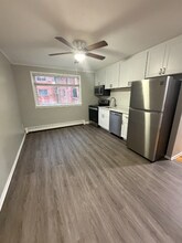 Building Photo - 9 Endicott St