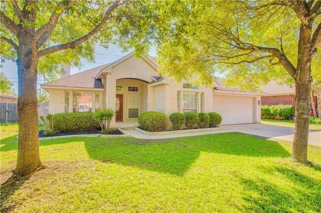 Foto del edificio - 4439 Hunters Lodge Dr