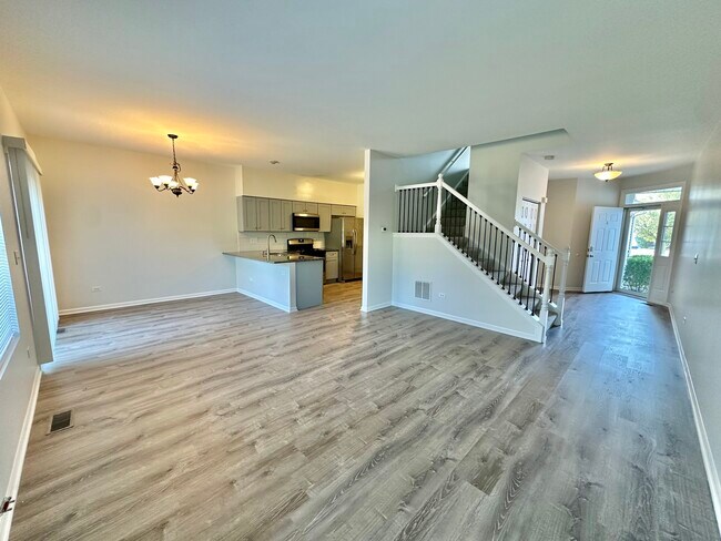 Building Photo - 14914 W Victoria Crossing