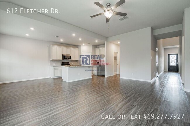 Foto del edificio - 612 Fletcher Dr