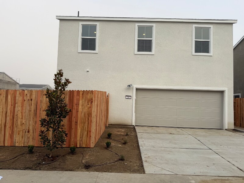 Foto del edificio - 12621 Caminos St