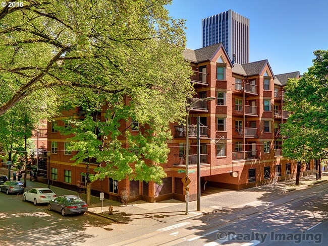 Photo - 1500 SW Park Ave Townhome
