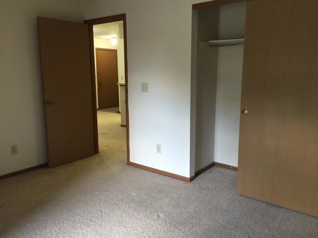 Building Photo - 5318F Stonemeadow dr