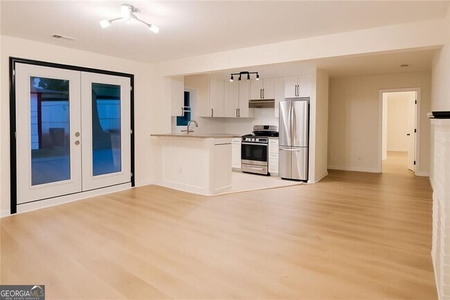 Foto del edificio - 2502 Barge Rd SW