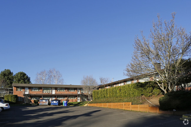 Building Photo - The Oak Tree Apartments