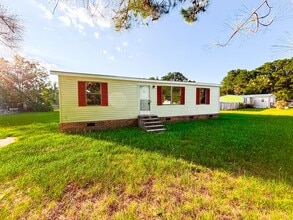 Building Photo - 584 Hawaii Ct