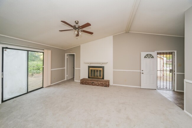 Foto del edificio - 5722 Ballenmoor Dr