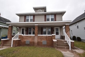Building Photo - 118-120 W 8th St