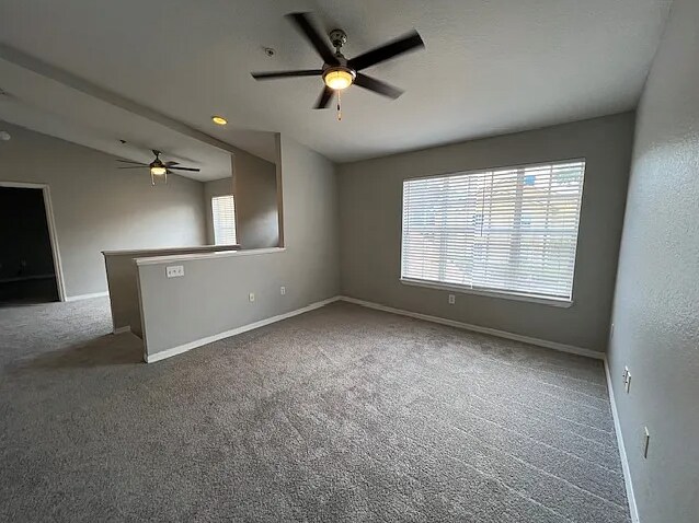 Foto del edificio - 821 Grand Regency Pointe