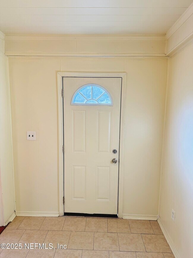 Foto del edificio - 8041 Oakwood St