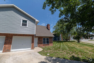 Building Photo - 1923 Mirtle Grove Ct