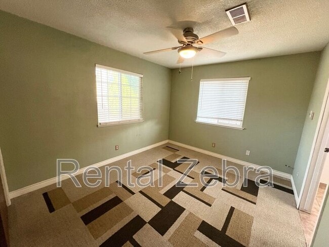 Foto del edificio - 4123 Polk St