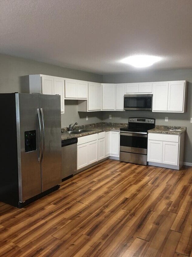 401 N Tower Rd Unit 204, Fergus Falls, MN 56537 Condo for Rent in