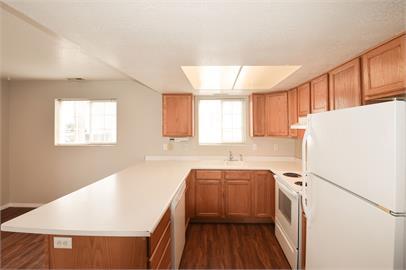 Foto del edificio - 8 W 1780 N