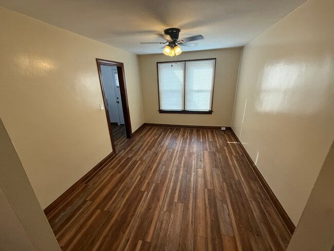 Building Photo - 2877 Sullivant Ave