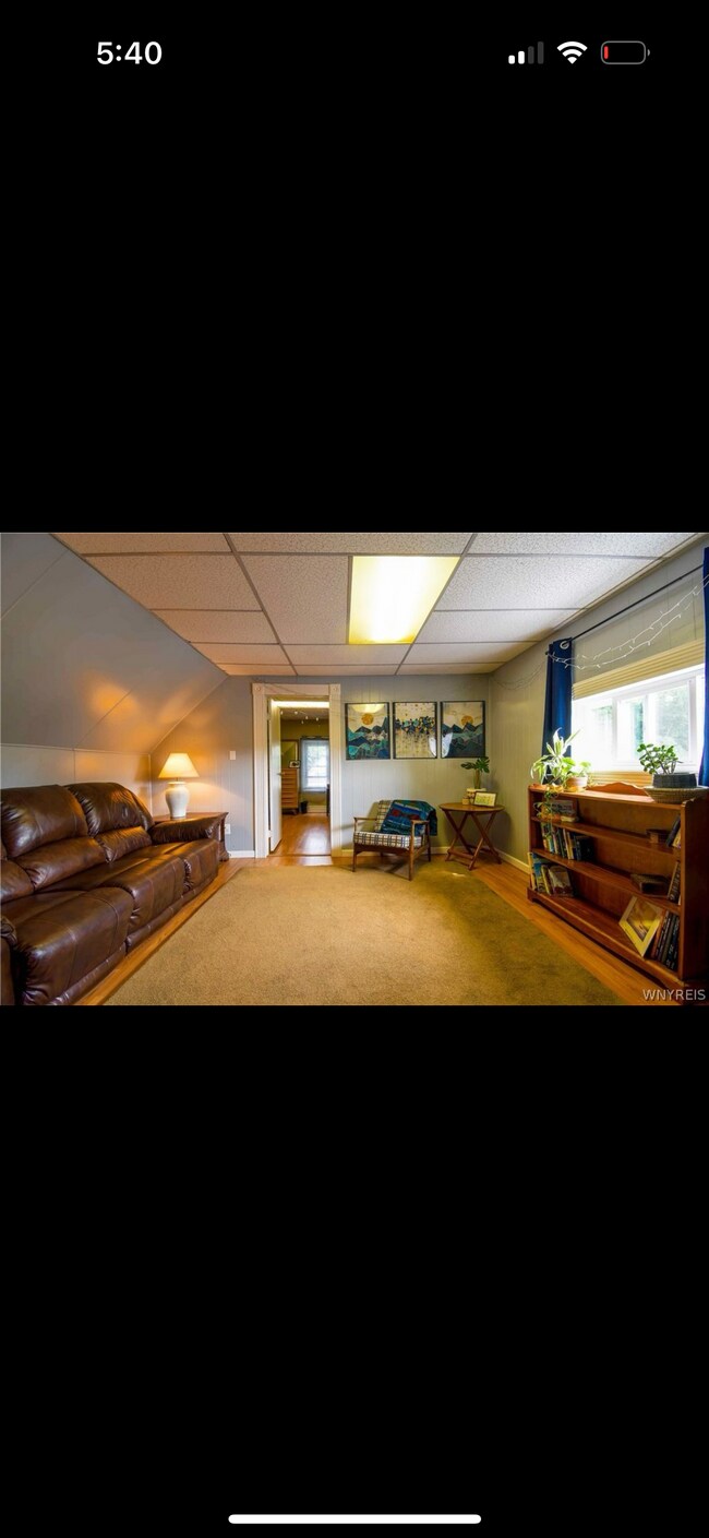 Building Photo - 75 7th Ave