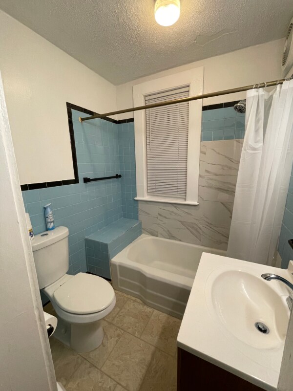 Building Photo - 13 Bodwell St