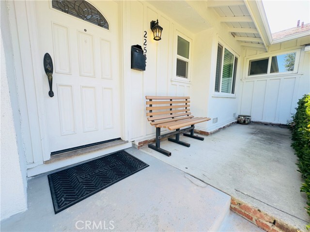 Foto principal - 22538 Criswell St