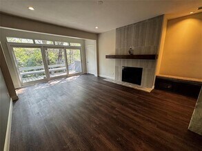 Building Photo - 2506 Wedglea Dr