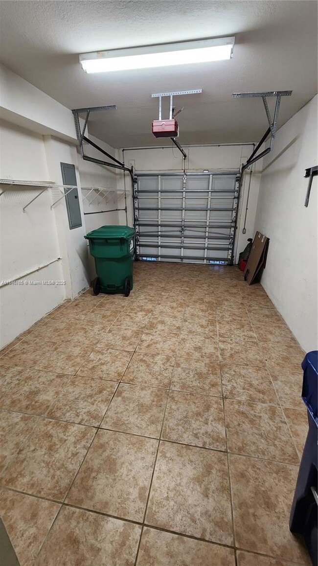 Foto del edificio - 11444 NW 48th Ter