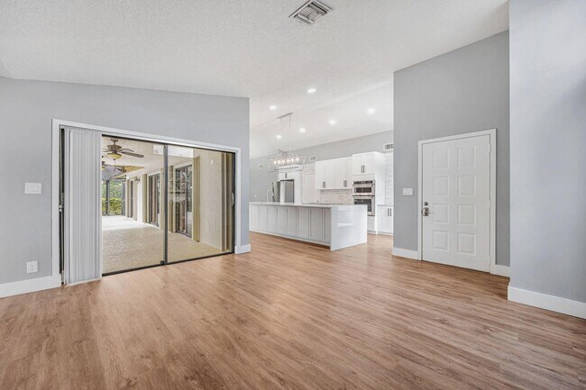 Building Photo - 21356 Summertrace Cir
