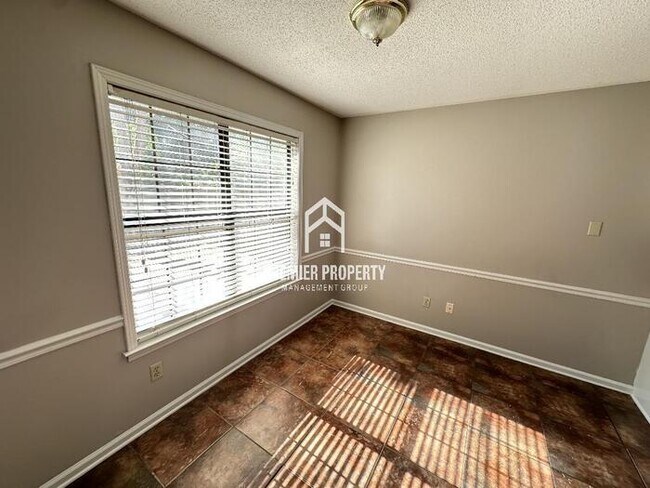 Building Photo - 5324 Sleepy Oak Cove