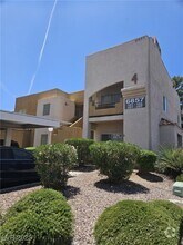 Building Photo - 6857 Tamarus St