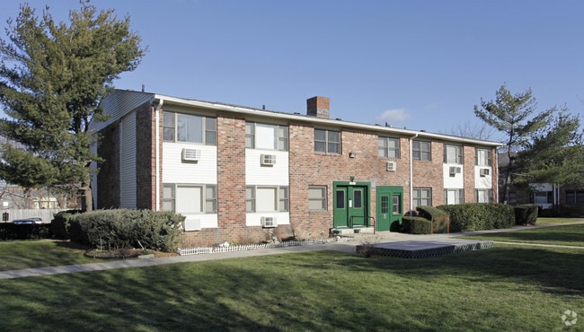 Photo inspiration: Gallery Detail: Forest Green Apartments Islip Ny