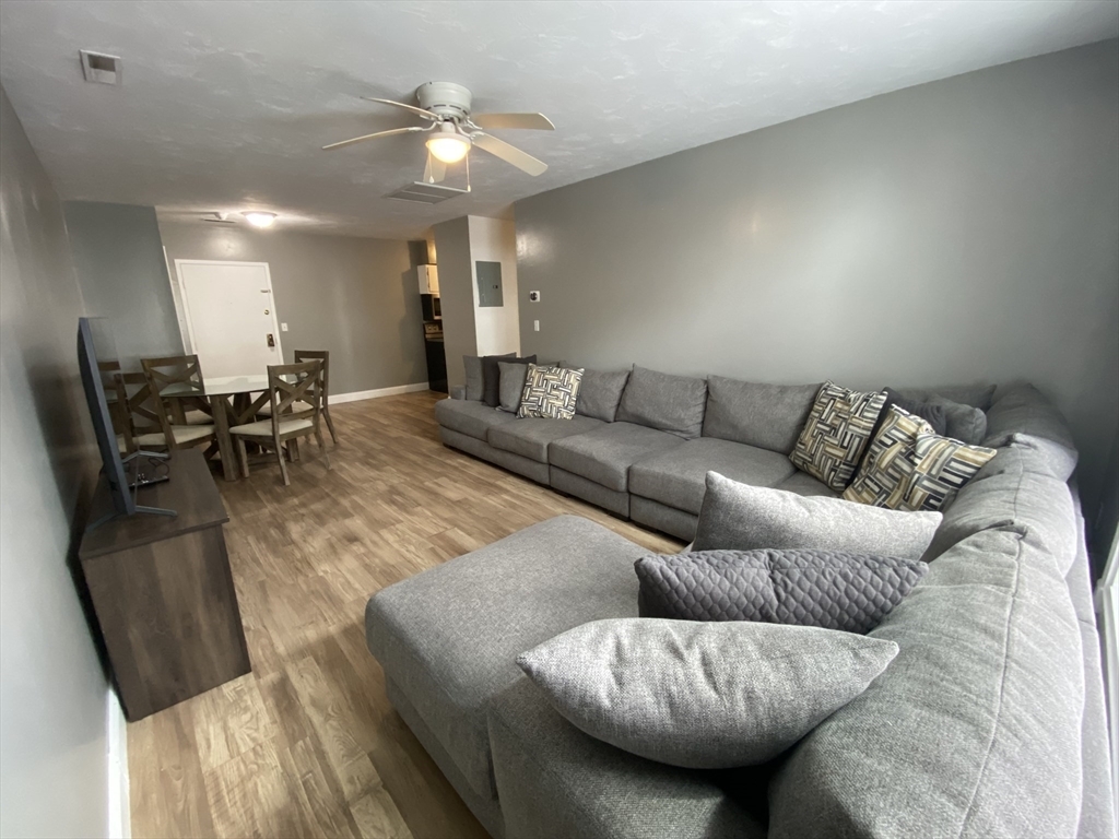 Primary Photo - 150 Rumford Ave