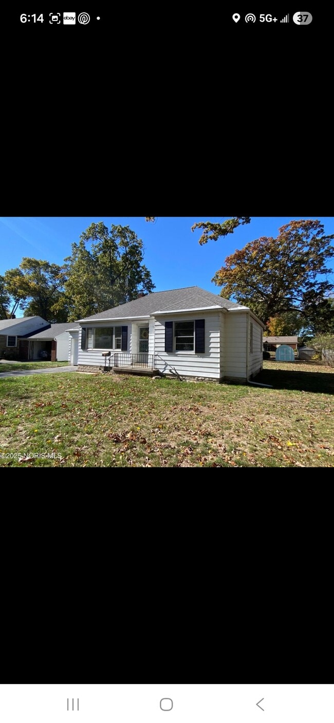 Foto del edificio - 3331 Van Fleet Pky