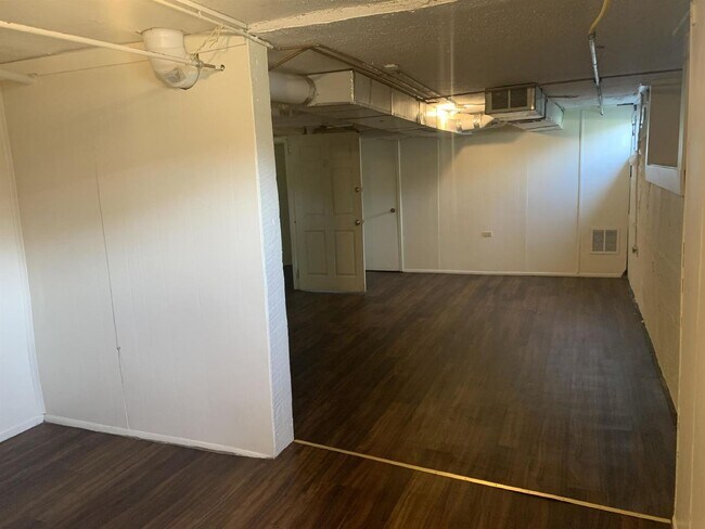 Foto del edificio - 320 N Lincoln St