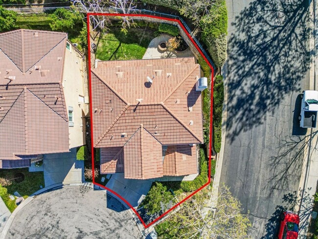 Building Photo - 25352 Avanti Ct