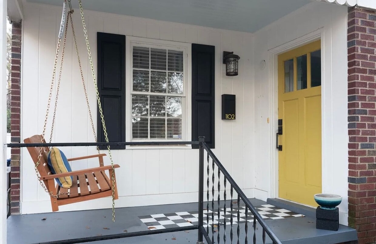 Primary Photo - 2 Bedroom, 1 Bath in Melrose Heights - Ava...