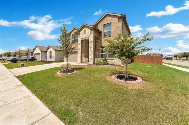 Building Photo - 700 Castlebar Ct