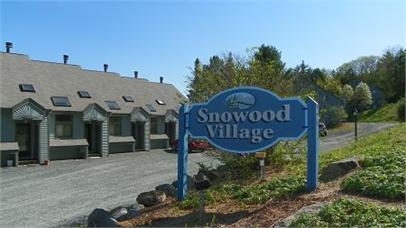 Foto del edificio - 135 Snowood Dr