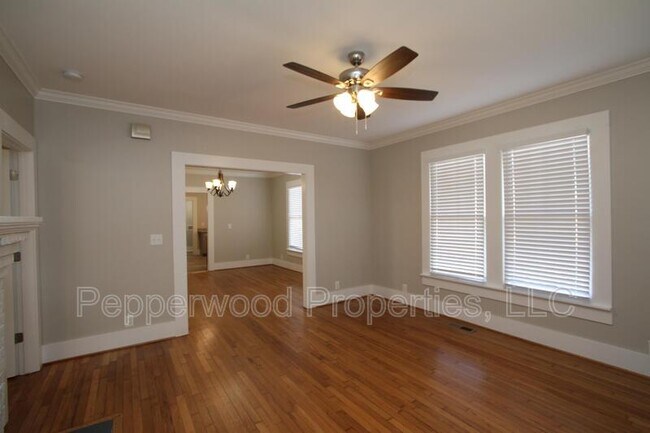 Foto del edificio - 235 S Hampton Dr