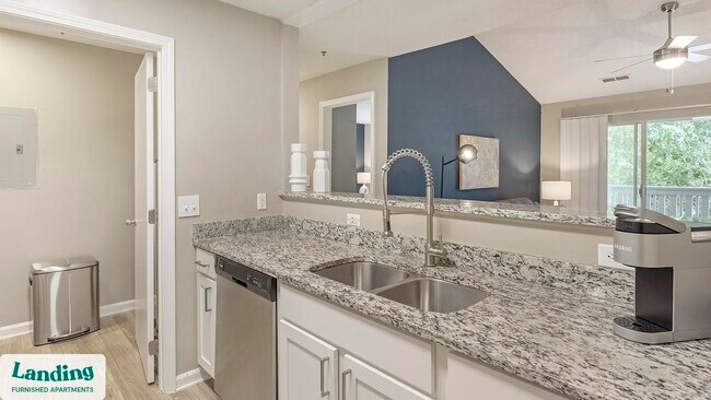 Foto del edificio - 300 Long Shoals Rd