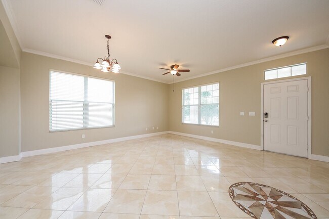 Building Photo - 13945 Golden Rain Tree Blvd