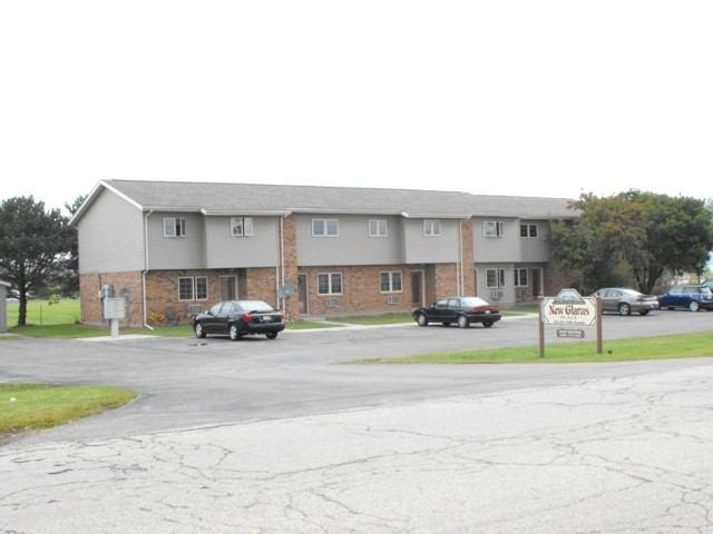 Building Photo - New Glarus Place