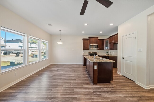 Foto del edificio - 16721 Stonefield St