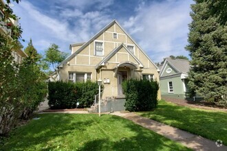 Building Photo - 309 E 2nd Ave