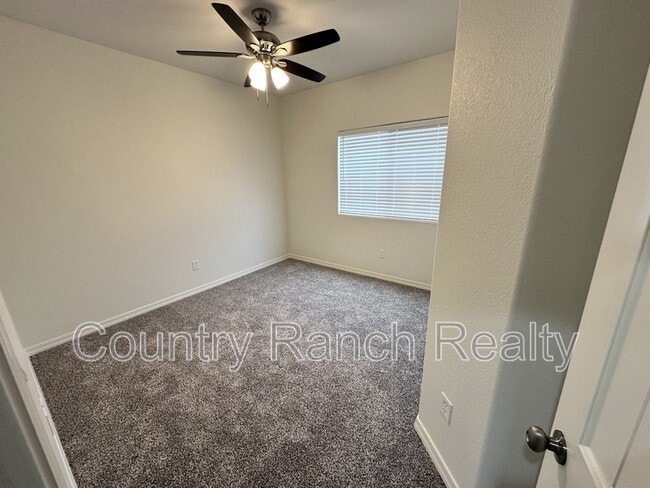 Building Photo - 2176 Hutch St