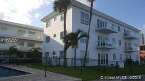 Building Photo - 7915 East Dr