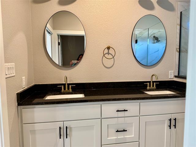 Foto del edificio - 142 County Rd