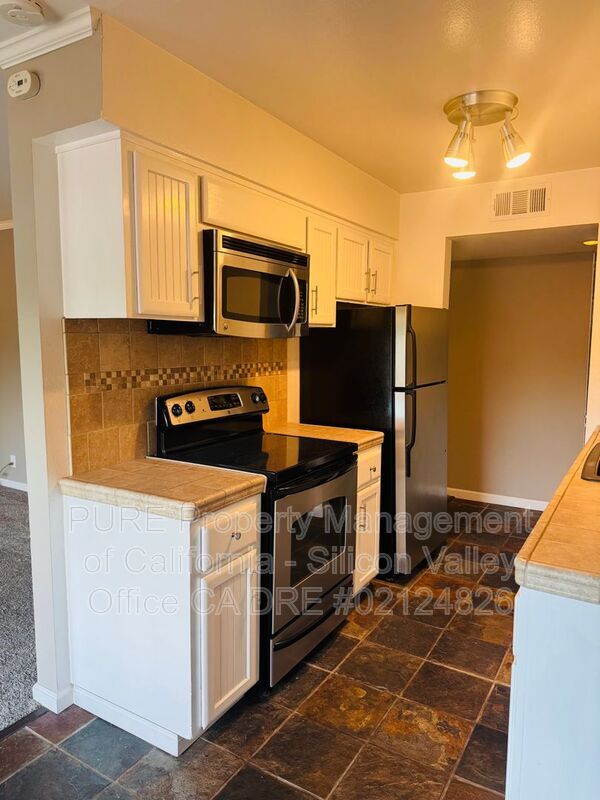 Foto del edificio - 1925 46th Ave