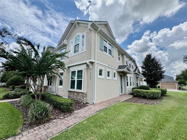 Foto del edificio - 8620 Wellington Blue Ln