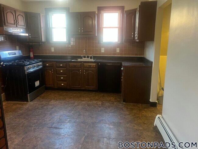 Foto del edificio - 225A Walnut Ave